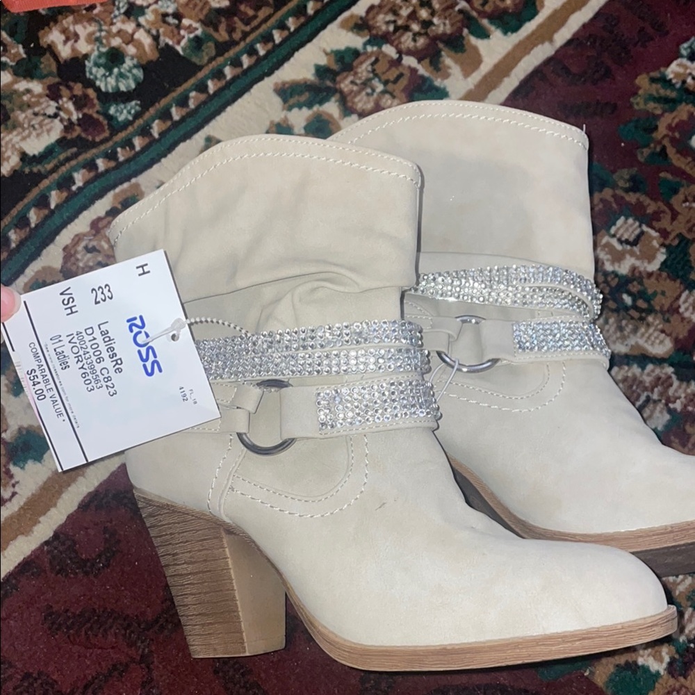 Daisy Fuentes Cream Ankle Boots with Sparkling Straps